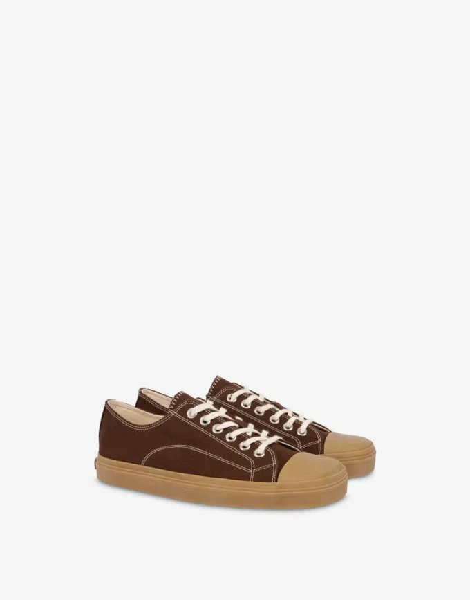 Canvas trainers