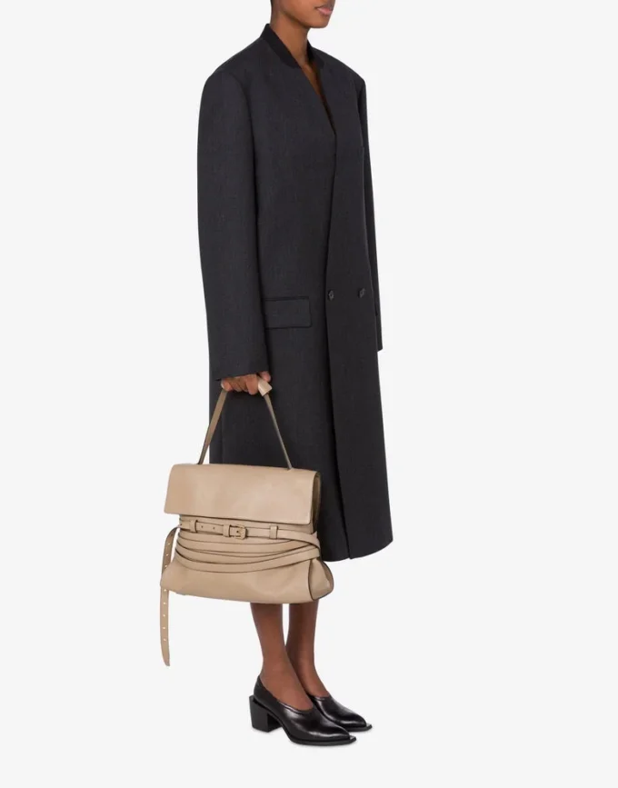 Moschino Tie Me bag Medium